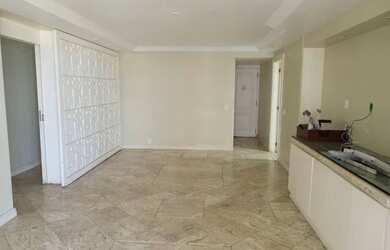 Imagem: O apartamento possui 4 Dormitórios, 5 Banheiros, 3 Vagas na