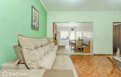 Imagem: A casa possui 2 Dormitórios, 2 Banheiros, 1 Vaga na garagem