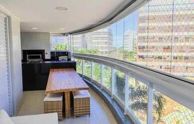 Imagem: O apartamento possui 4 Dormitórios, 1 Banheiro, 3 Vagas na