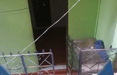 Imagem: A casa possui 2 Dormitórios e 1 Banheiro e está localizado