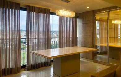 Imagem: O apartamento possui 3 Dormitórios, 2 Banheiros, 2 Vagas na