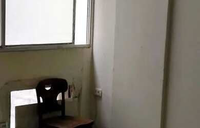 Imagem: O apartamento possui 1 Dormitório, 1 Banheiro, 2 Vagas na garagem