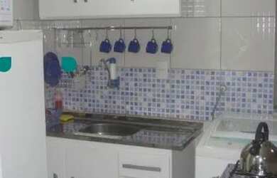 Imagem: A casa em condomínio possui 1 Dormitório, 1 Banheiro, 1 Vaga