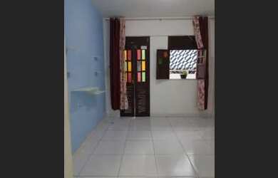 Imagem: A casa possui 2 Dormitórios, 1 Banheiro e está localizado