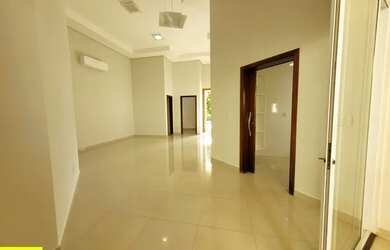 Imagem: A casa em condomínio possui 3 Dormitórios, 5 Banheiros, 4