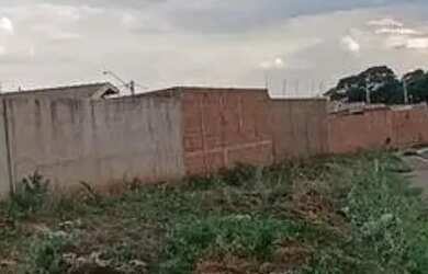 Imagem: O terreno possui 326m² de Área e está localizado em São