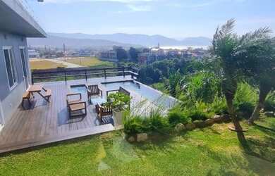 Imagem 2: Casa com 5 dormitórios à venda, 491 m² por R$ 6.447.000,00 - Panorâmico - Garopaba/SC