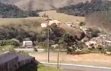 Imagem: O terreno possui 1.111m² de Área e está localizado em Cambuí