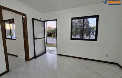 Imagem: A casa em condomínio possui 4 Dormitórios, 3 Banheiros, 2