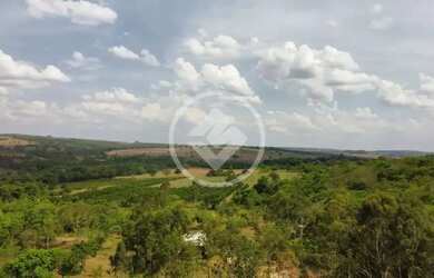 Imagem: A fazenda possui 40000m² de Área e está localizado em Hidrolândia