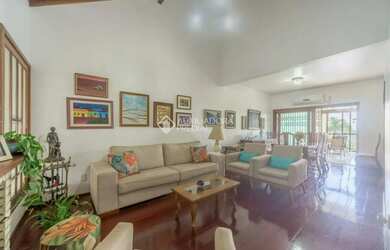 Imagem 2: Casa Alto Padrão à Venda no Bairro Nonoai - Porto Alegre/RS