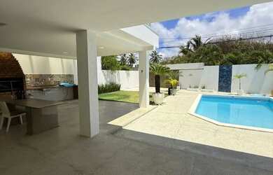 Imagem 6: Casa Maravilhosa Com energia solar em Vilas do Atlântico. Uma rua atrás da praia