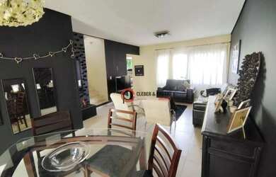 Imagem: A casa em condomínio possui 3 Dormitórios, 4 Banheiros, 3