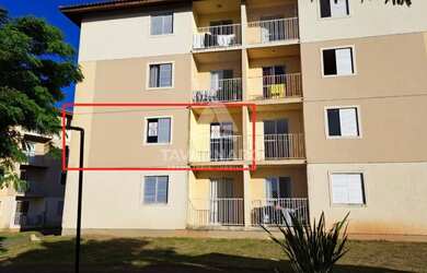 Imagem: O apartamento possui 3 Dormitórios, 1 Banheiro, 1 Vaga na garagem