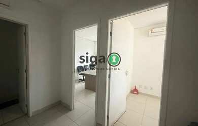 Imagem: O depósito possui 2 Vagas na garagem e 84m² de Área e está