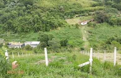 Imagem: O terreno possui 338m² de Área e está localizado em Santa