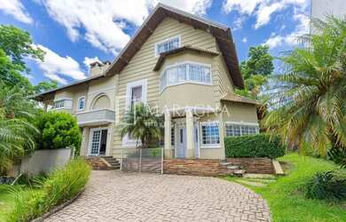 Imagem: A casa em condomínio possui 4 Dormitórios, 5 Banheiros, 5