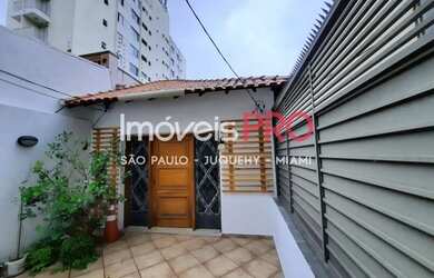 Imagem: O depósito possui 1 Vaga na garagem, 150m² de Área e está