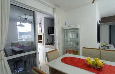 Imagem 3: Apartamento para venda tem 82 metros quadrados com 3 quartos em Agronômica...