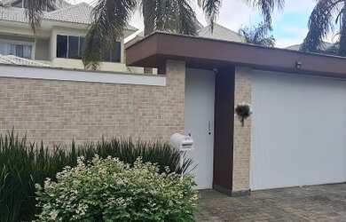 Imagem 5: Casa de condomínio para venda tem 440 metros quadrados com 4 quartos