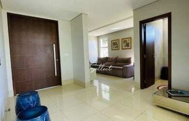 Imagem: A casa em condomínio possui 4 Dormitórios, 5 Banheiros, 4