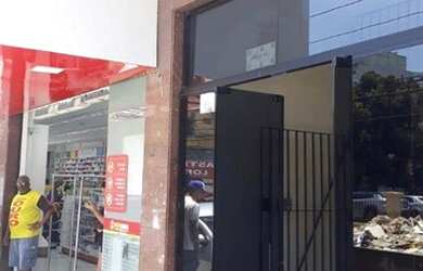 Imagem: O depósito possui 1 Vaga na garagem, 160m² de Área e está