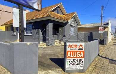 Imagem: A casa possui 1 Dormitório, 1 Banheiro, 120m² de Área e