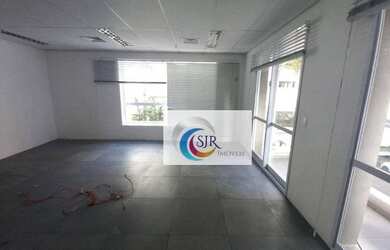 Imagem: O depósito possui 5 Vagas na garagem, 313m² de Área, Imóvel