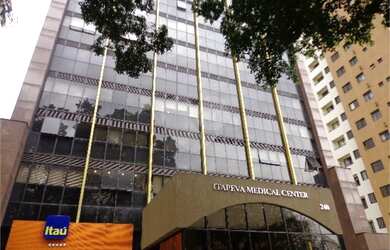 Imagem: O depósito possui 1 Vaga na garagem, 30m² de Área e está