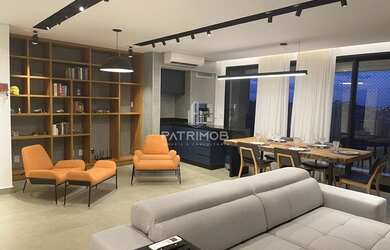 Imagem: O apartamento possui 3 Dormitórios, 5 Banheiros, 2 Vagas na