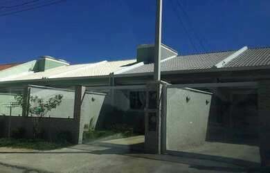 Imagem: A casa possui 2 Dormitórios, 1 Banheiro e 63m² de Área e