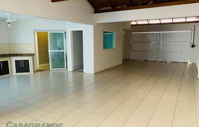 Imagem 8: Ótima casa semi mobiliada no bairro Escola Agrícola, 3 dormitórios sendo 1 suíte com close