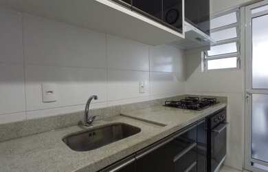 Imagem 11: Apartamento para venda tem 82 metros quadrados com 3 quartos em Agronômica...