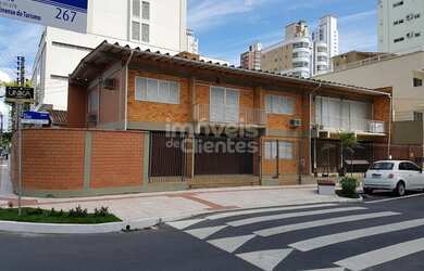 Imagem 13: Sobrado de esquina em Balneário Camboriú