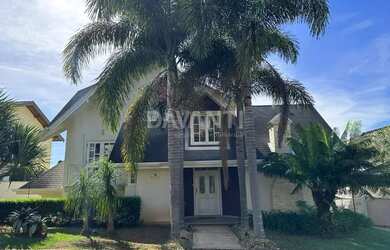 Imagem: A casa em condomínio possui 4 Dormitórios, 5 Banheiros, 5