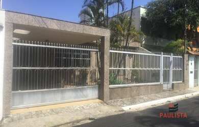 Imagem: A casa possui 3 Dormitórios, 5 Banheiros, 2 Vagas na garagem