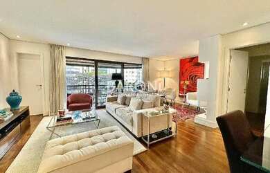 Imagem 3: Apartamento à venda em Moema Pássaros, reformado, 138 m², 2 suítes,...