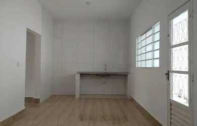 Imagem 9: AL-Casa para venda possui 100 metros quadrados com 3 quartos em Farolândia...