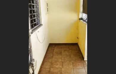 Imagem: A casa possui 2 Dormitórios, 1 Banheiro e 70m² de Área e