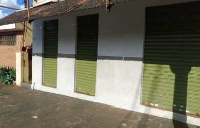 Imagem: A casa possui 3 Dormitórios, 2 Banheiros, 178m² de Área e