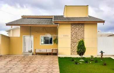 Imagem: A casa em condomínio possui 3 Dormitórios, 3 Banheiros, 2