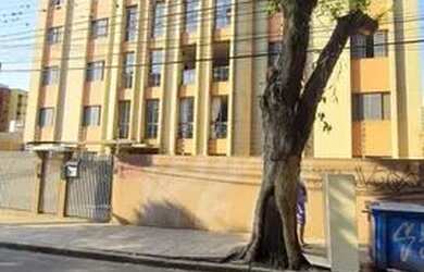 Imagem: O apartamento possui 3 Dormitórios, 1 Banheiro, 1 Vaga na garagem