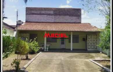 Imagem: A casa possui 1 Dormitório, 1 Banheiro, 5 Vagas na garagem