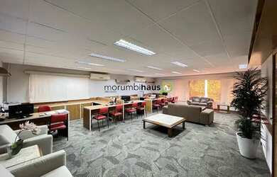 Imagem: A casa possui 5 Dormitórios, 5 Banheiros, 3 Vagas na garagem