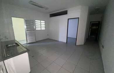 Imagem: O apartamento possui 2 Dormitórios, 1 Banheiro, 40m² de Área