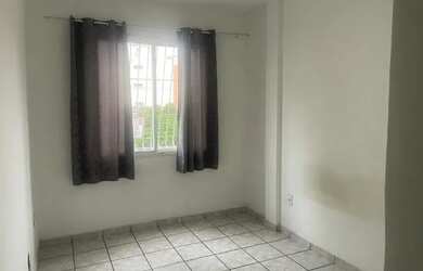 Imagem: O apartamento possui 1 Dormitório, 1 Banheiro, 50m² de Área