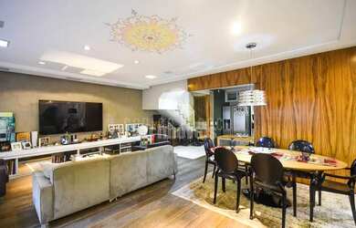 Imagem: A casa em condomínio possui 3 Dormitórios, 5 Banheiros, 3