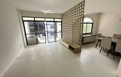 Imagem: O apartamento possui 3 Dormitórios, 2 Banheiros e 135m² de