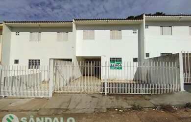 Imagem: A casa possui 2 Dormitórios, 1 Banheiro, 75m² de Área e está