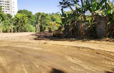 Imagem: O terreno possui 1.100m² de Área e está localizado em Jardim